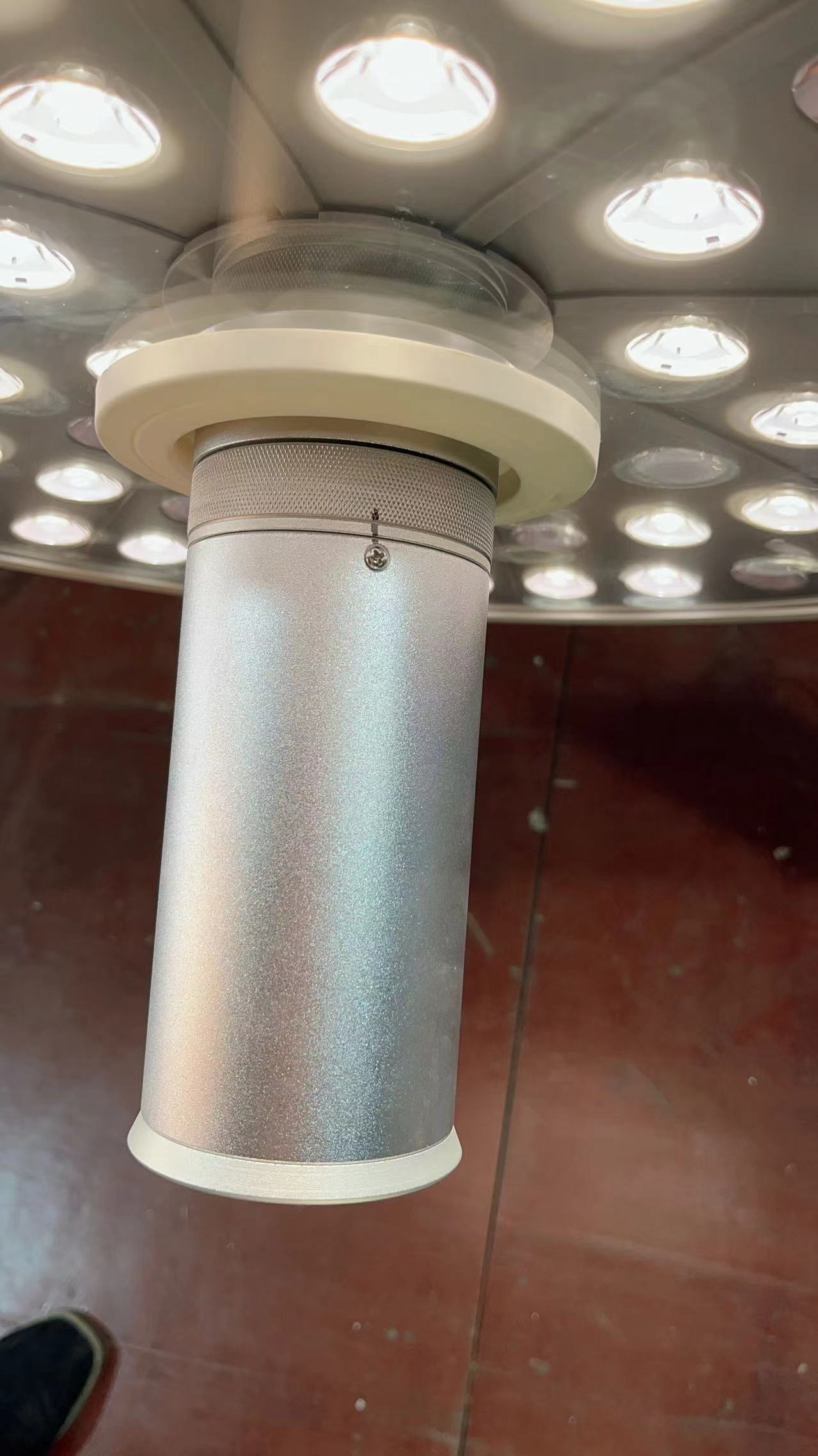 LED shadowless lamp with HD sony camera system